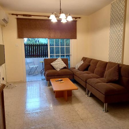 2 Bedroom Apartment Near Finikoudes لارنكا المظهر الخارجي الصورة